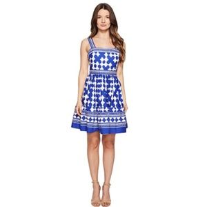 lantern poplin flounce dress